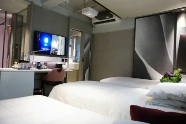 Xi Hotel