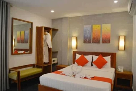 Home Chic Hotel