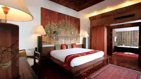 Mom Tri's Villa Royale