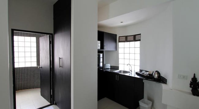 EAST Suites