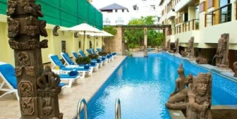 poppa-palace-hotel-main