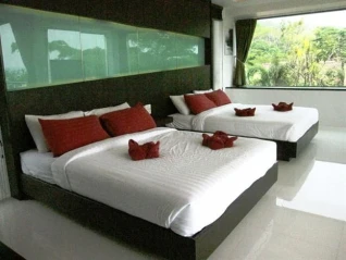 Silver Sand Hotel