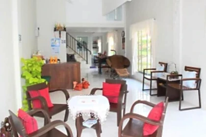 Bewonder House