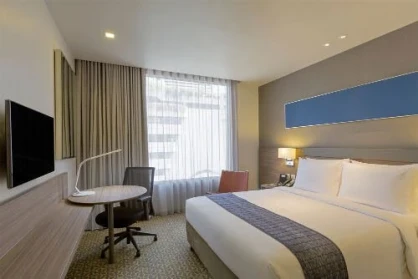Holiday Inn Express Bangkok Sathorn Holiday Inn Express Bangkok Sathorn