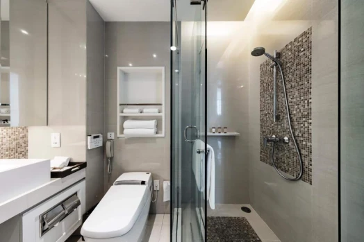 Grande Centre Point Hotel Terminal