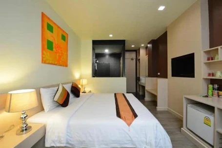iCheck Inn Silom