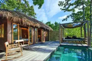 Haadtien Beach Resort