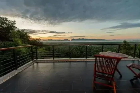 Ao Luek Panoramic Pool Villa