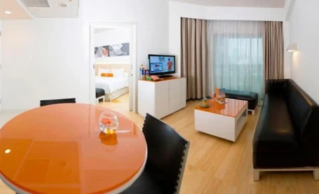 HARRIS Hotel Tebet