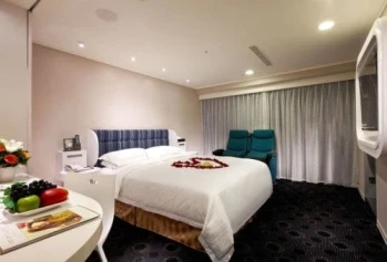 Airline Inn