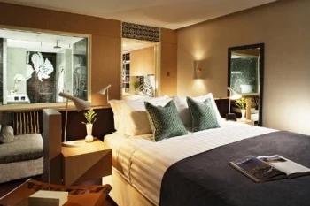 Ascott Raffles Place