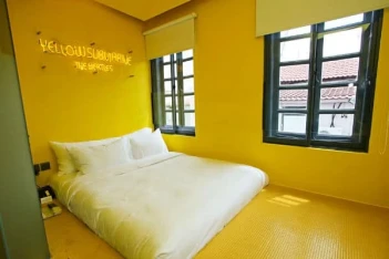 Wanderlust Hotel