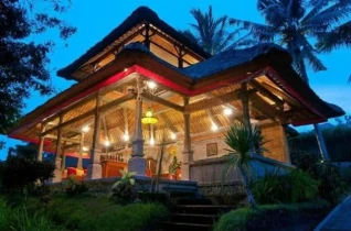 Santi Mandala Villa And Spa