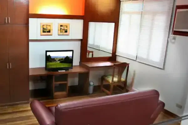 1775 Adriatico Suites