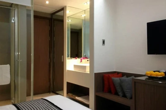 The Luxe Hotel