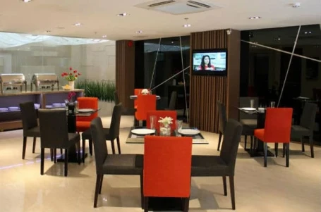 The Luxe Hotel