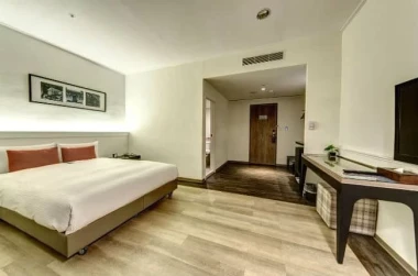 53 Hotel