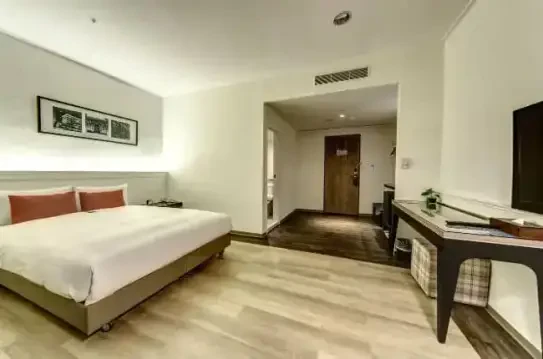 53 Hotel