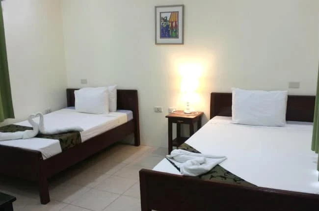 Blue Lagoon Inn & Suites