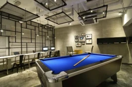GRID 9 Hotel