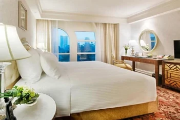 Apricot Hotel