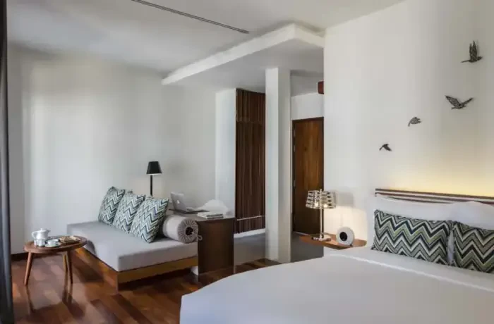 Aviary Hotel