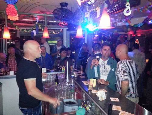 Baustelle 4 U bar gay en Colonia