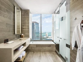 EAST Miami Hotel