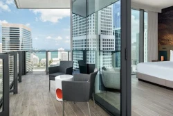 EAST Miami Hotel