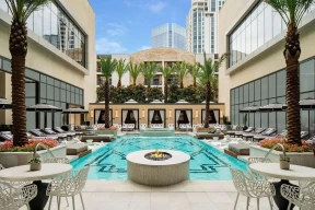 Post Oak Hotel at Uptown Houston