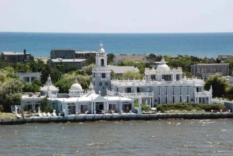 The Belvedere Gentleman's House