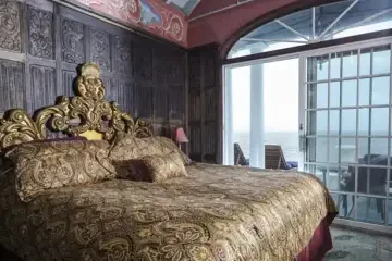 The Belvedere Gentleman's House