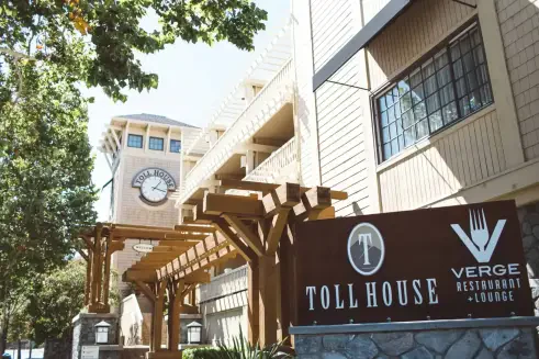 Toll House Hotel