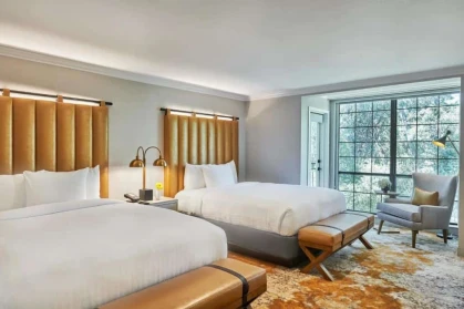 The Inn at Saratoga, Coleção de Tapeçarias da Hilton