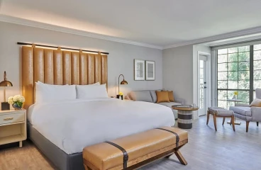 The Inn at Saratoga, Coleção de Tapeçarias da Hilton