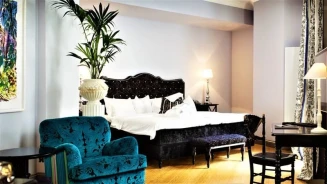 Dorsia Hotel and Restaurant