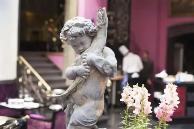 Dorsia Hotel and Restaurant