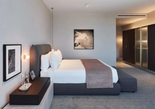 Eos by SkyCity