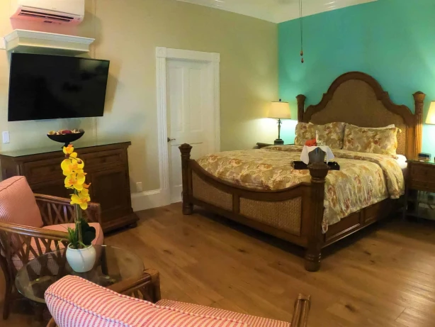 DCIM105GOPROG1619294.JPG La Pensione Inn B&B