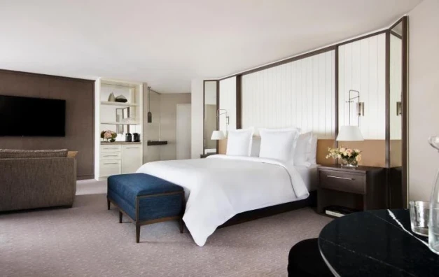Four Seasons Hotel Sydney