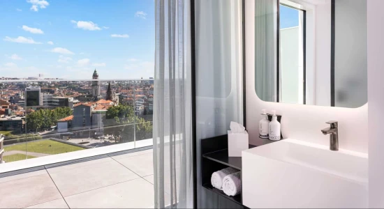 YOTEL Porto