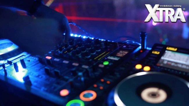 XTRA Clubbing - Kevin Edwards DJ Model Andrew Christian Fiesta oficial