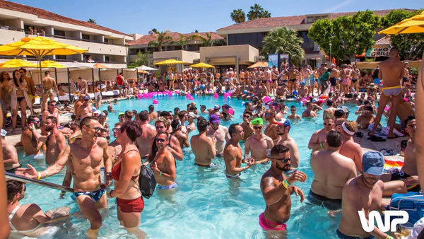 Pesta Putih Palm Springs 2024