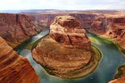 horseshoe-bend-1908283_1920 horseshoe-bend-1908283_1920