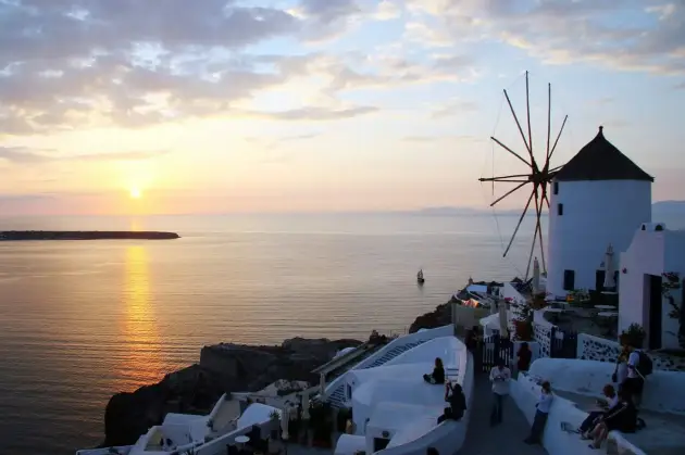 santorini-1704844_1920