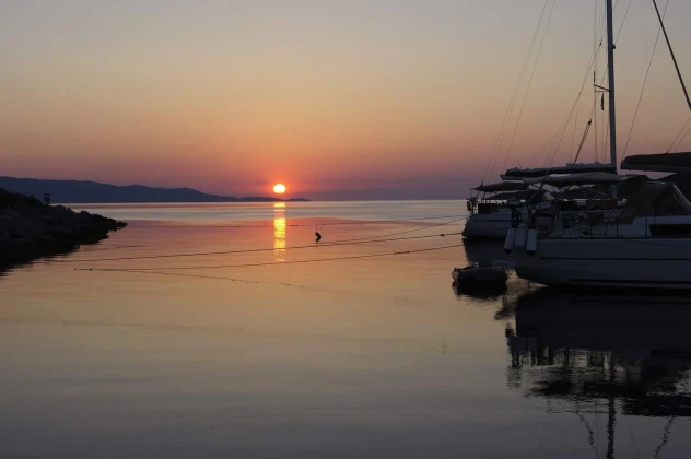 Gay Gruppenreise: Nude Sailing Athen, Hydra, Spetses