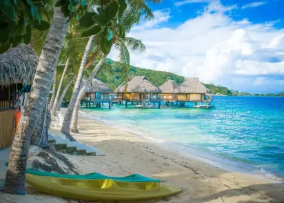 Gay Group Trip: Sailing Tahiti