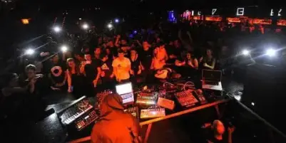 Passion Club - CERRADO