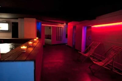 Clubes de cruzeiros gays em Toulouse