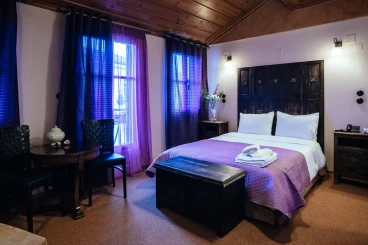 Aphroditi Pension